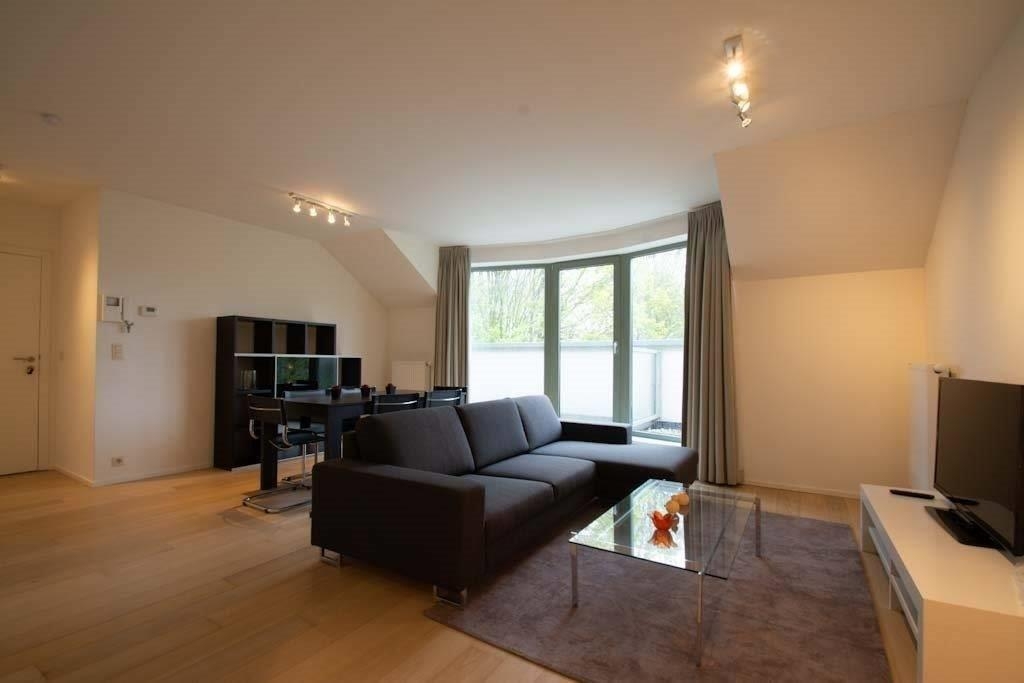 Appartement à louer à Etterbeek 1040 1700.00€ 2 chambres m² - annonce 1383380