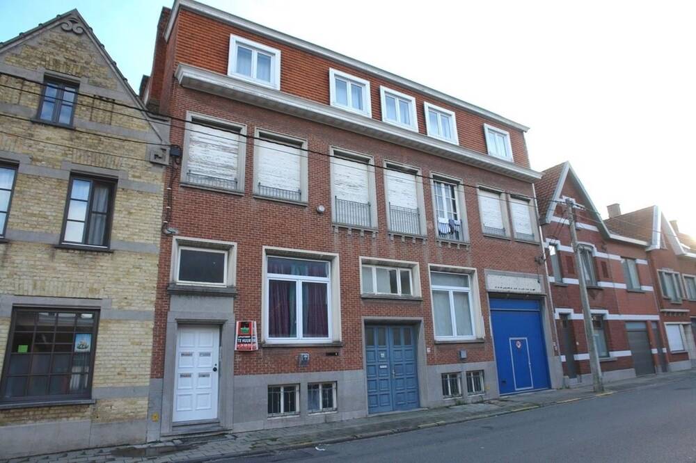 Parking & garage te  huur in Roeselare 8800 56.00€  slaapkamers m² - Zoekertje 1384821