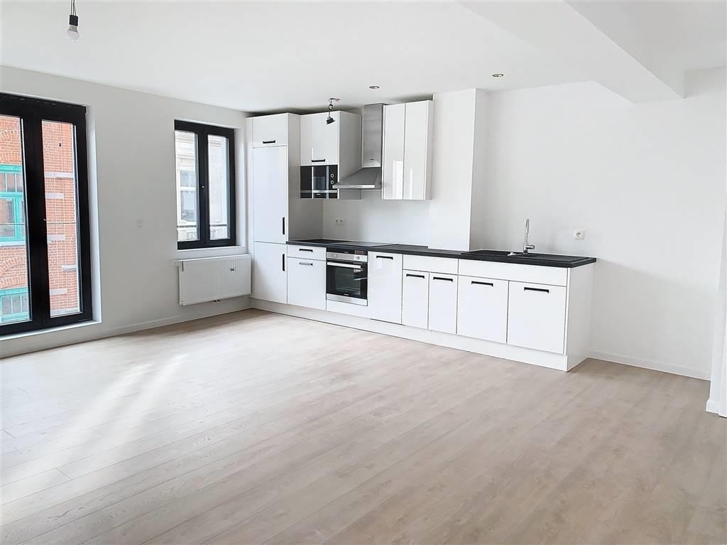 Appartement te  koop in Sint-Joost-ten-Node 1210 335000.00€ 2 slaapkamers 105.00m² - Zoekertje 1387050