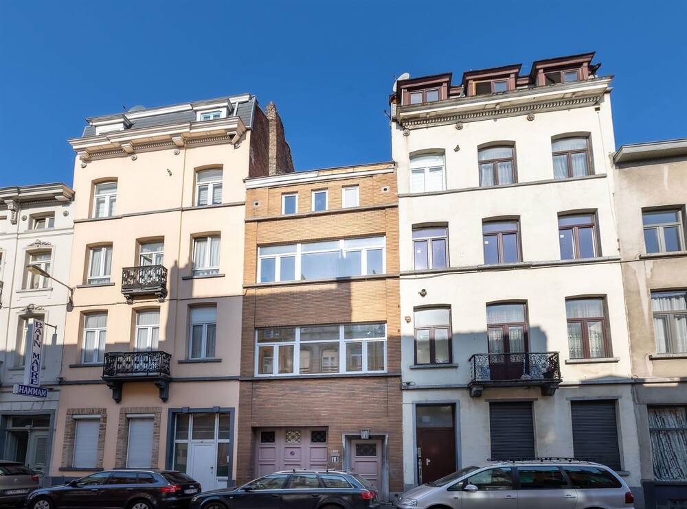 Huis te  koop in Sint-Jans-Molenbeek 1080 399000.00€ 4 slaapkamers 360.00m² - Zoekertje 1386569