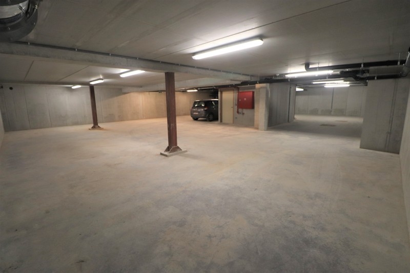 Parking / garage à louer à Oostrozebeke 8780 40.00€ 0 chambres m² - annonce 1389794