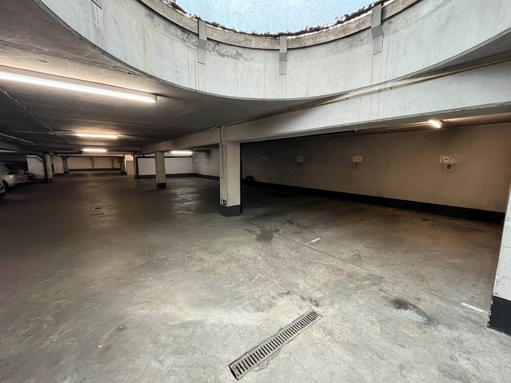 Parking / garage à vendre à Bruxelles 1000 28500.00€  chambres 1110.00m² - annonce 1390710
