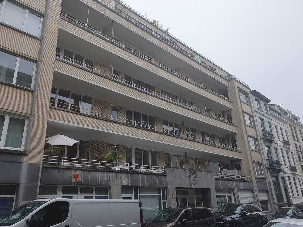Appartement te  koop in Elsene 1050 205000.00€ 1 slaapkamers 49.00m² - Zoekertje 1391782