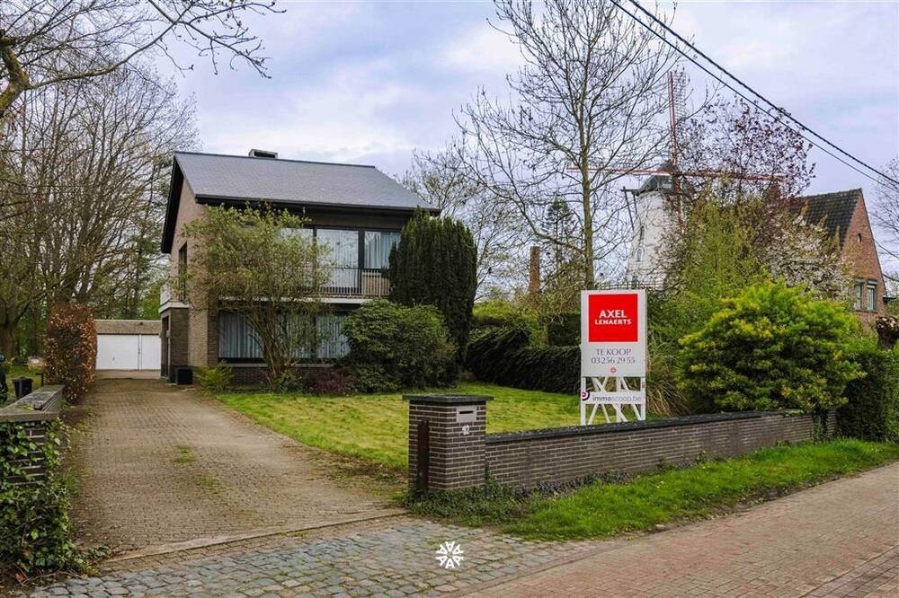 Huis te  koop in Sint-Pauwels 9170 425000.00€ 3 slaapkamers 238.00m² - Zoekertje 1392183