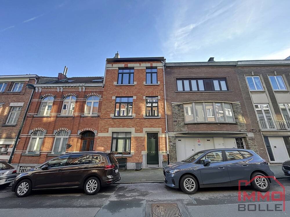 Huis te  koop in Oudergem 1160 750000.00€ 4 slaapkamers 201.00m² - Zoekertje 1392663