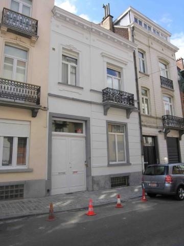 Huis te  koop in Brussel 1000 975000.00€ 4 slaapkamers 570.00m² - Zoekertje 1394904