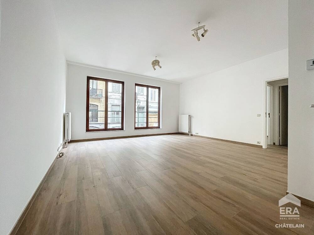 Appartement te  koop in Sint-Gillis 1060 330000.00€ 2 slaapkamers 85.00m² - Zoekertje 1395920