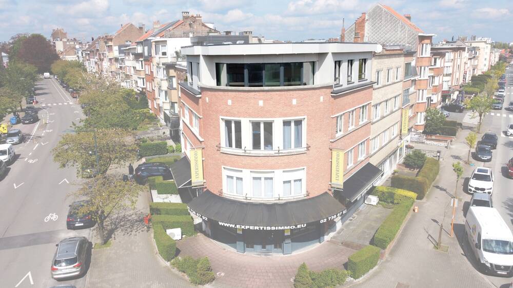 Appartement te  koop in Sint-Lambrechts-Woluwe 1200 695000.00€ 3 slaapkamers 139.00m² - Zoekertje 1396232