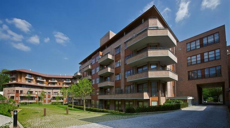 Appartement te  huur in Oudergem 1160 2500.00€ 3 slaapkamers 128.00m² - Zoekertje 1396579