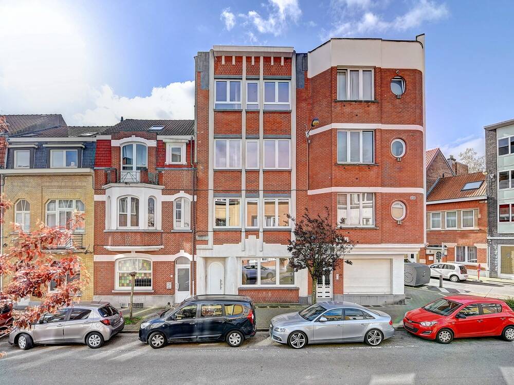 Appartement te  koop in Sint-Lambrechts-Woluwe 1200 280000.00€ 1 slaapkamers 45.00m² - Zoekertje 1400420