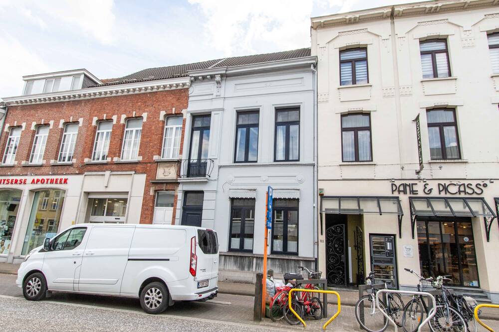 Maison de maître à vendre à Wijnegem 2110 449000.00€ 5 chambres 267.00m² - annonce 1399240