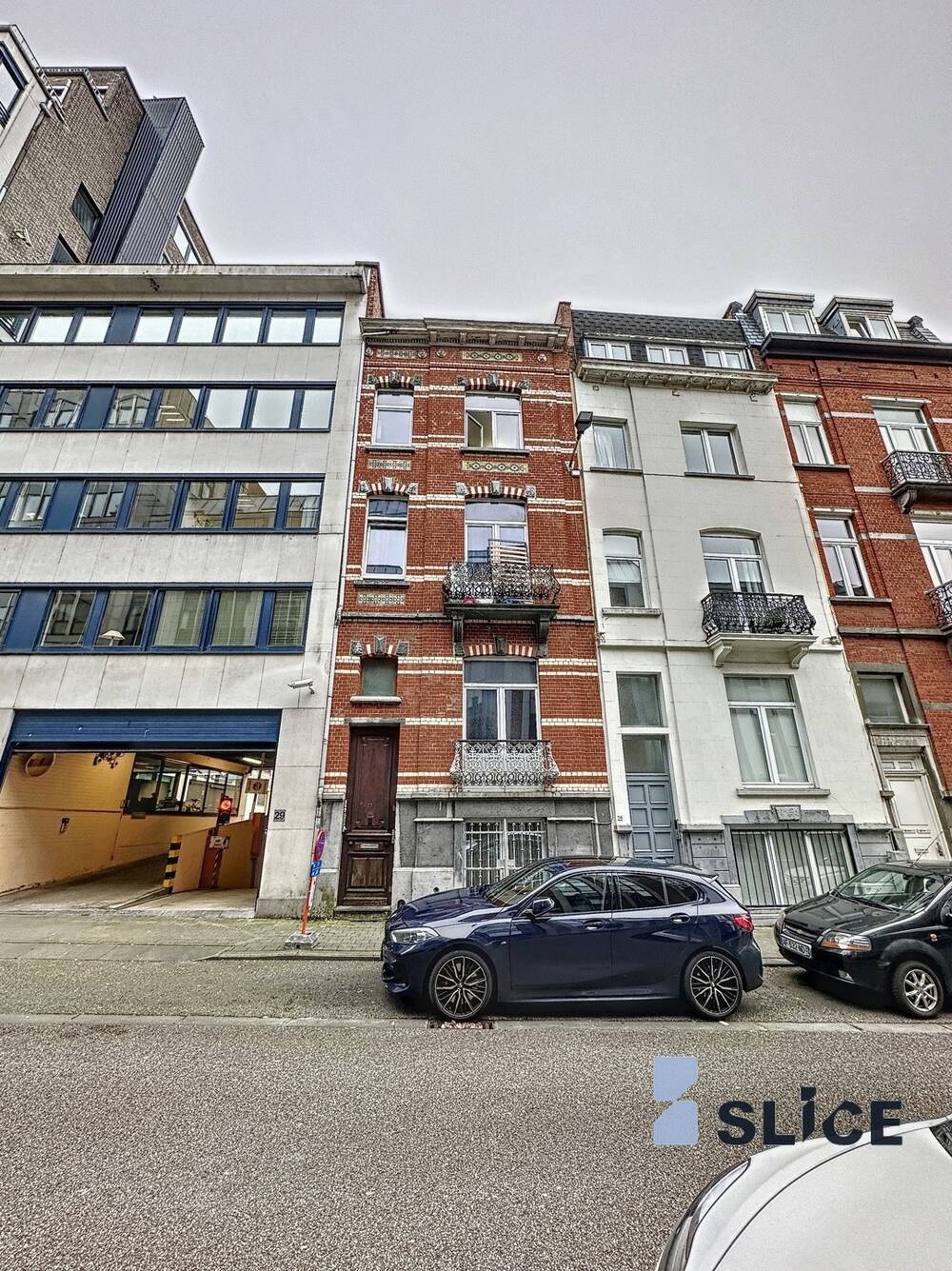 Huis te  koop in Brussel 1000 750000.00€ 5 slaapkamers 348.00m² - Zoekertje 1399140