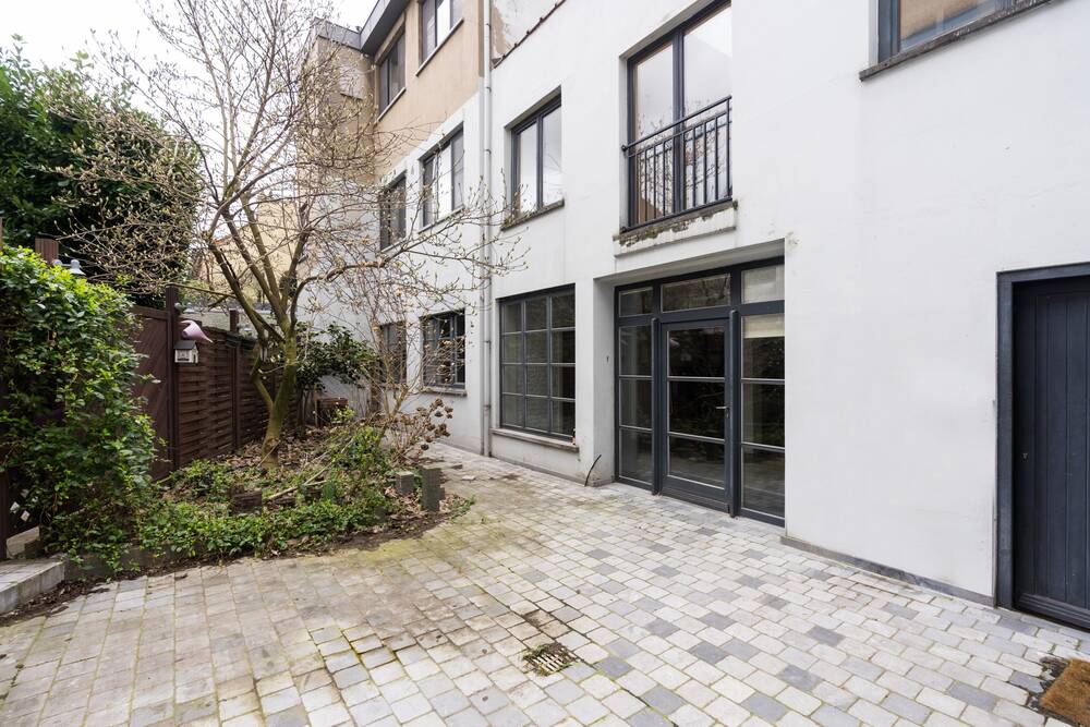 Appartement te  koop in Sint-Lambrechts-Woluwe 1200 1050000.00€ 4 slaapkamers 400.00m² - Zoekertje 1403516