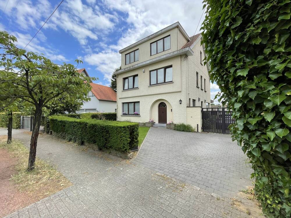 Villa te  huur in Rixensart 1330 2500.00€ 6 slaapkamers 260.00m² - Zoekertje 1403957