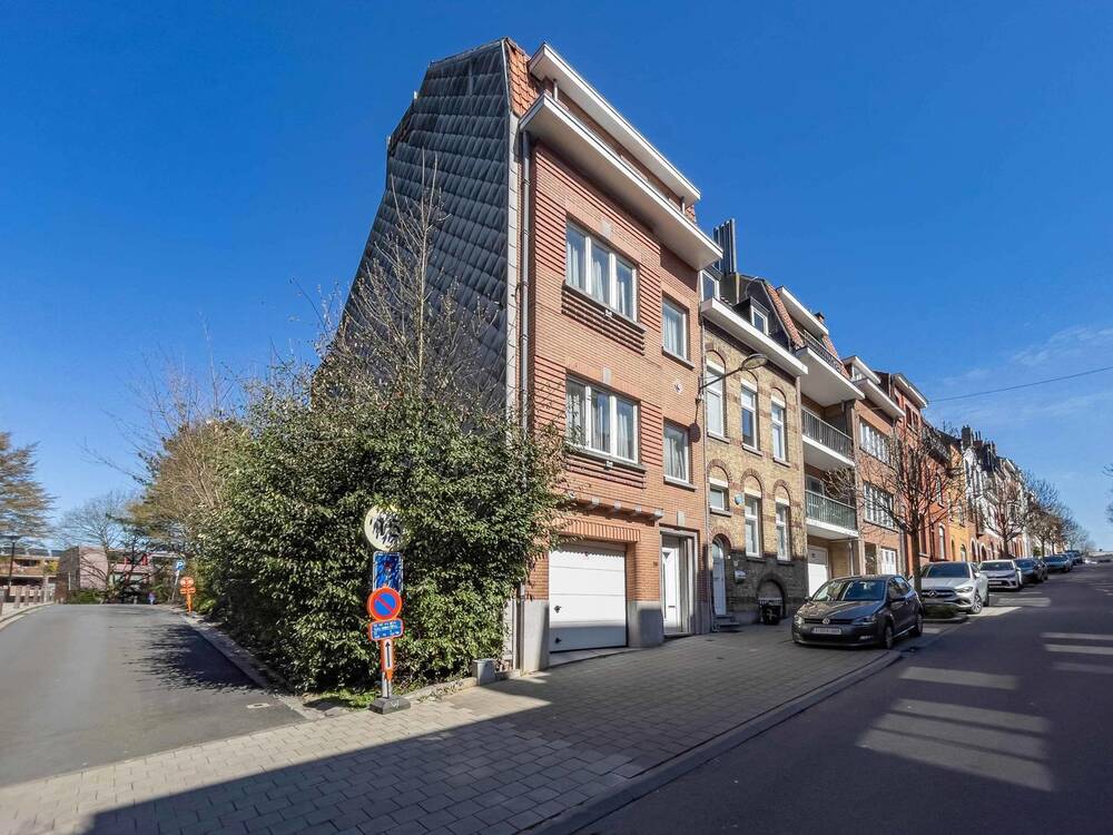 Huis te  koop in Sint-Pieters-Woluwe 1150 675000.00€ 3 slaapkamers 205.00m² - Zoekertje 1405348