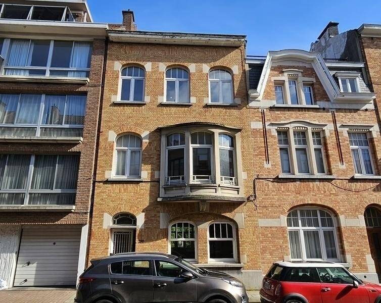 Huis te  koop in Sint-Lambrechts-Woluwe 1200 990000.00€ 5 slaapkamers 310.00m² - Zoekertje 1405455