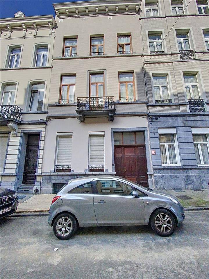 Appartement te  koop in Schaarbeek 1030 290000.00€ 3 slaapkamers 167.00m² - Zoekertje 1408558