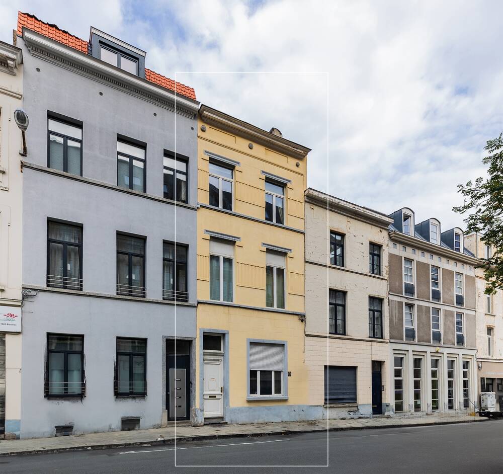 Huis te  koop in Elsene 1050 950000.00€ 5 slaapkamers 230.00m² - Zoekertje 1410803