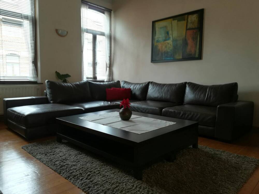 Appartement te  huur in Sint-Jans-Molenbeek 1080 1655.00€ 2 slaapkamers 125.00m² - Zoekertje 1416263