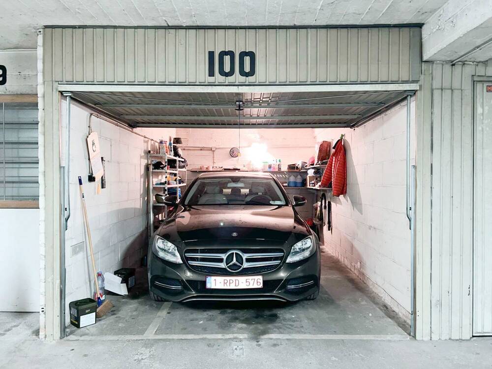 Parking & garage te  koop in Ukkel 1180 32500.00€  slaapkamers 15.00m² - Zoekertje 1414353