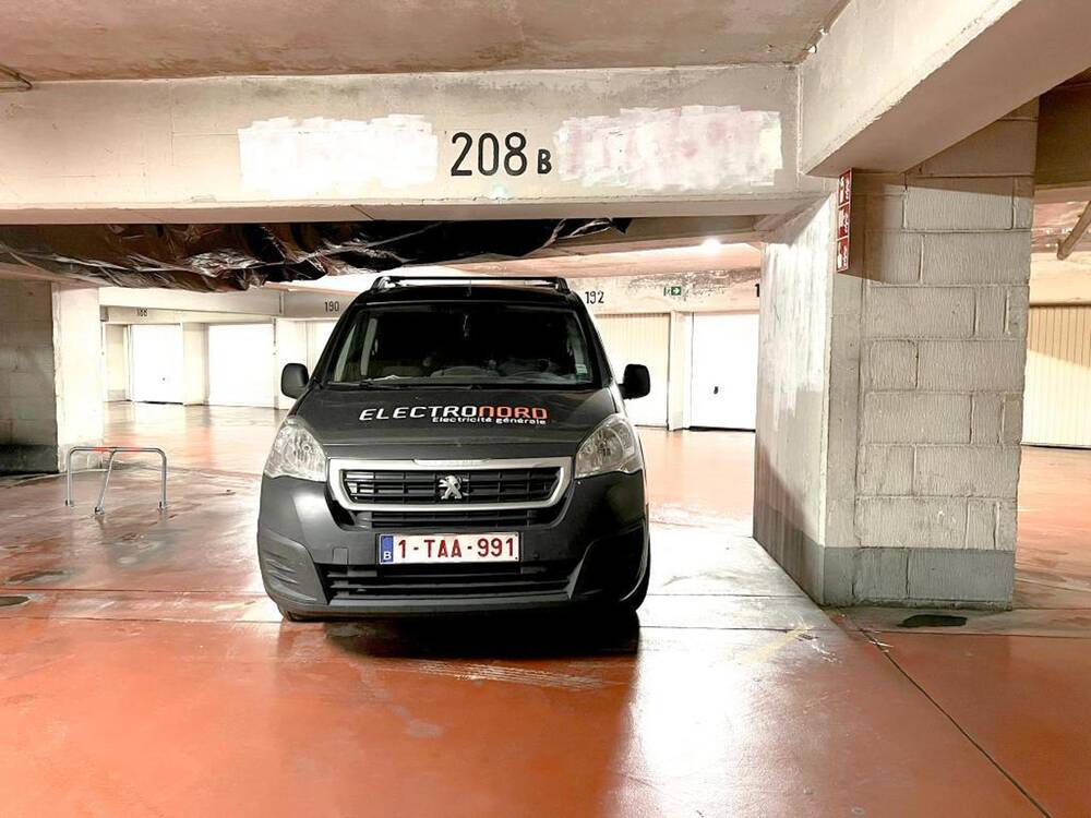 Parking / garage à louer à Bruxelles 1000 100.00€  chambres 15.00m² - annonce 1414474