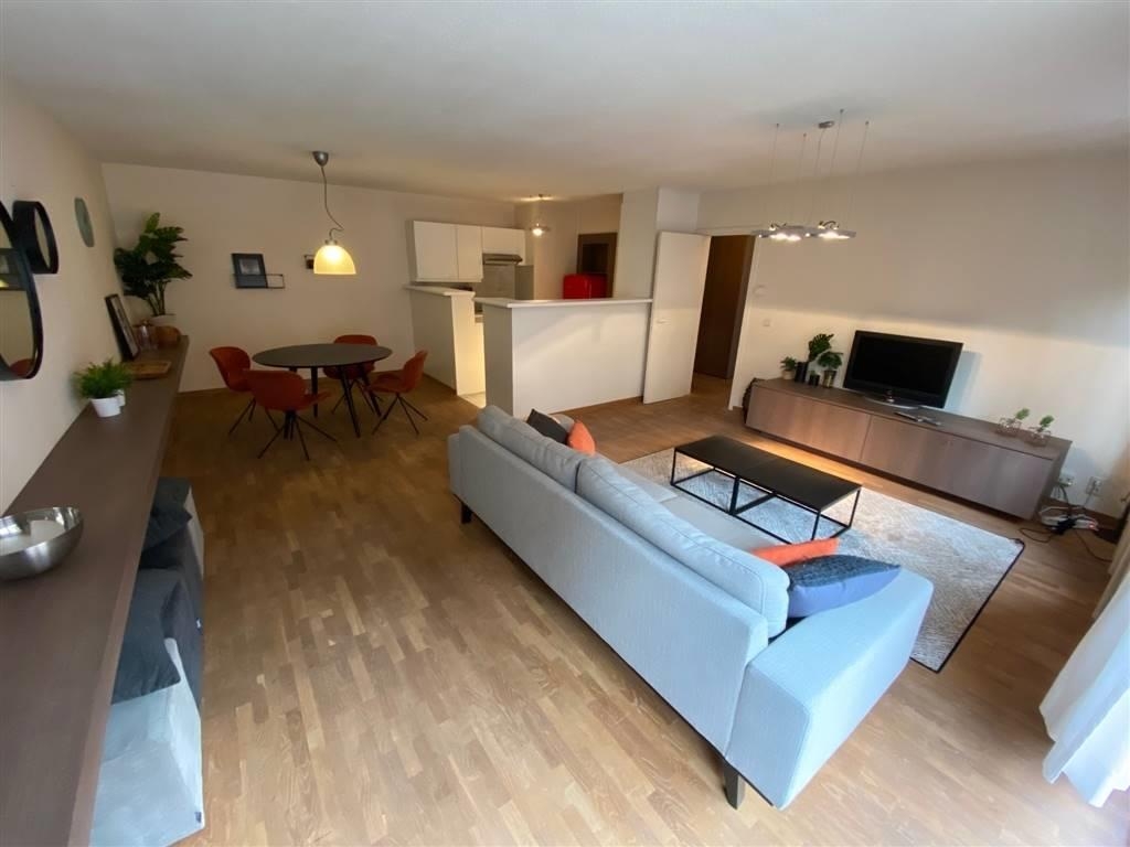 Appartement te  huur in Etterbeek 1040 1550.00€ 2 slaapkamers m² - Zoekertje 1414779