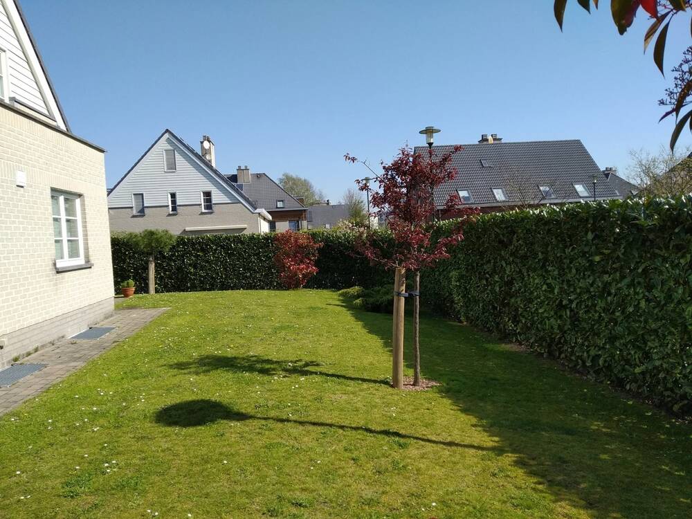 Huis te  huur in Sint-Pieters-Woluwe 1150 2995.00€ 4 slaapkamers 240.00m² - Zoekertje 1417013