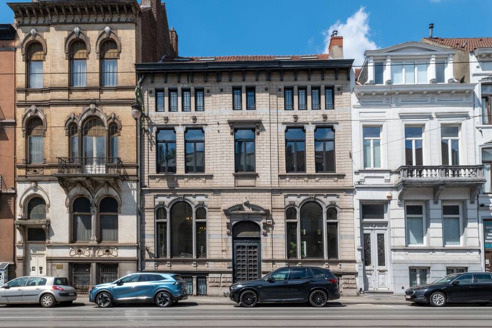 Immeuble mixte à vendre à Uccle 1180 1900000.00€ 4 chambres 600.00m² - annonce 71244