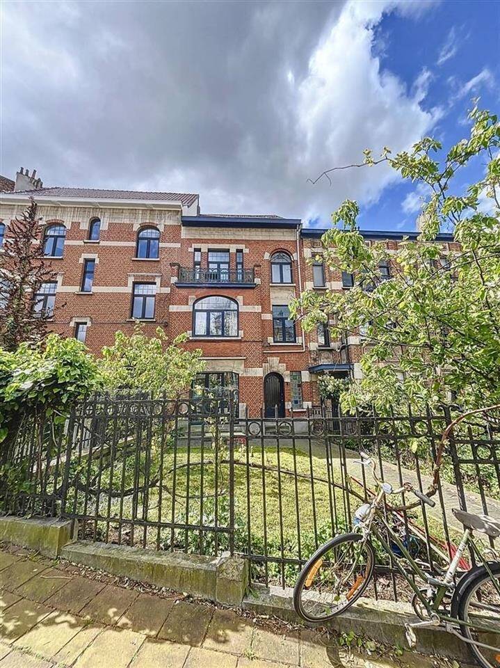 Maison à vendre à Etterbeek 1040 709000.00€ 6 chambres 225.00m² - annonce 74074