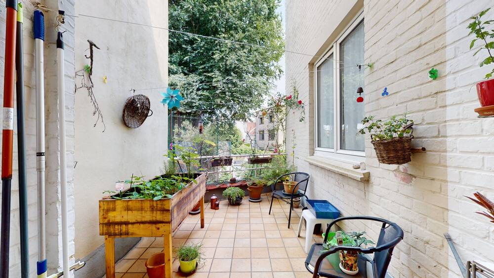Immeuble de rapport - Immeuble à appartement à vendre à Uccle 1180 685000.00€ 2 chambres 252.00m² - annonce 77717