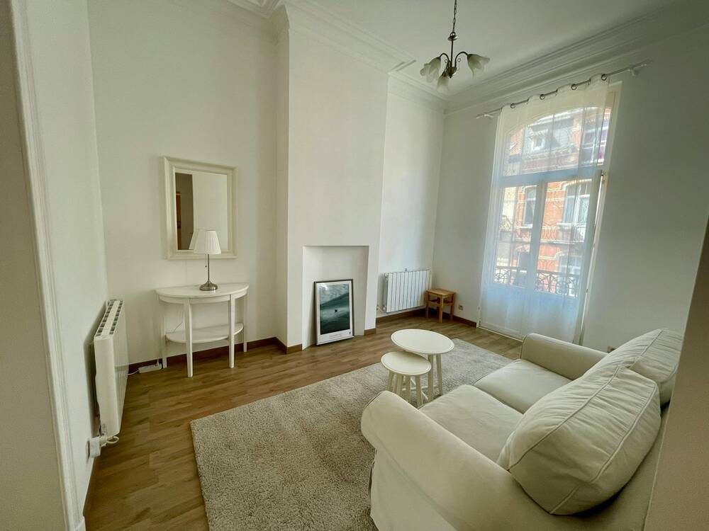 Appartement te  huur in Schaarbeek 1030 820.00€ 1 slaapkamers 50.00m² - Zoekertje 702560