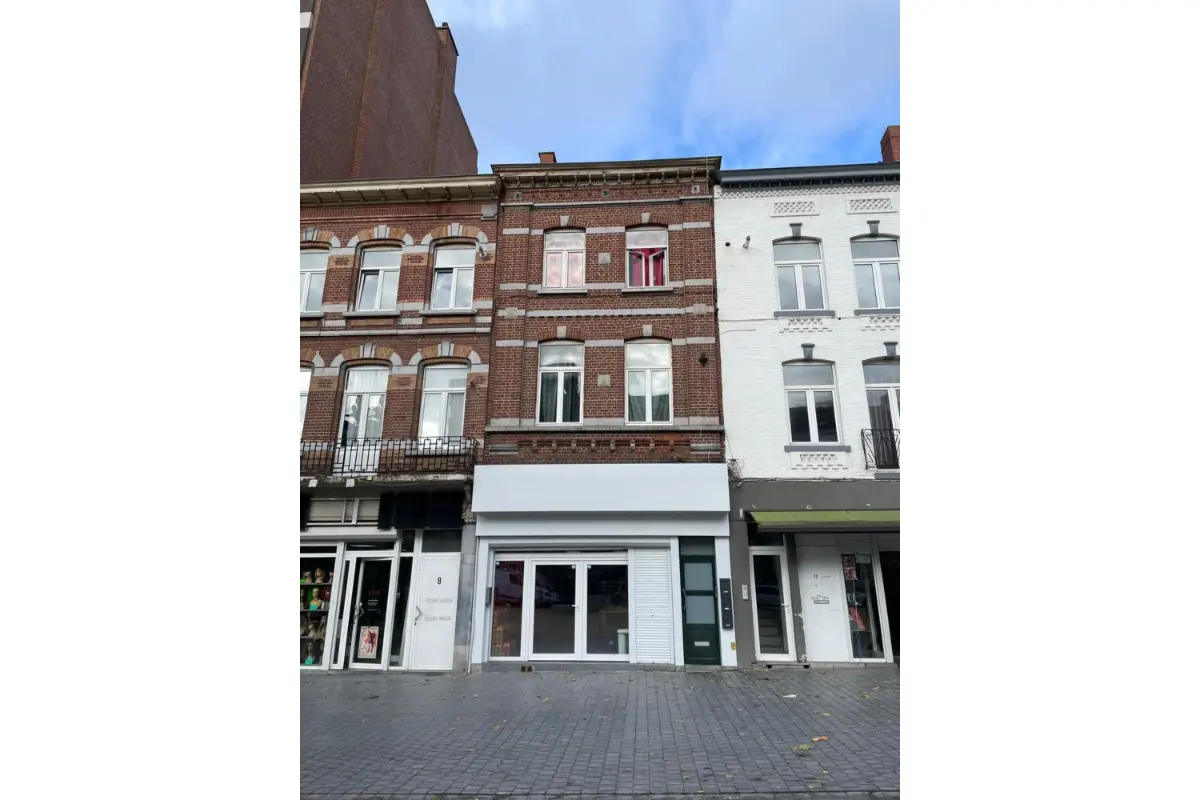 Appartementsgebouw te  in Charleroi 6000 350000.00€  slaapkamers 260.00m² - Zoekertje 103945