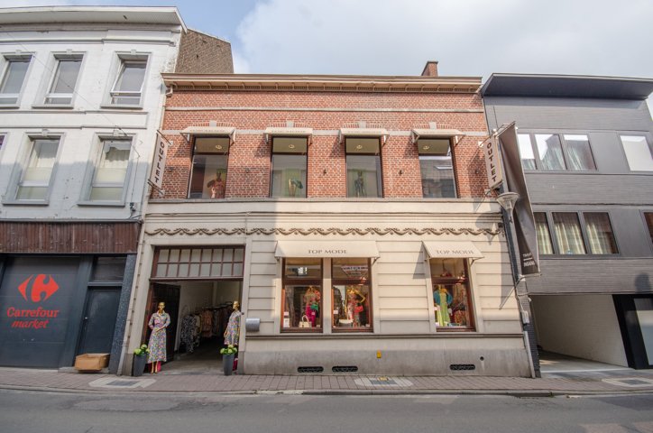 Bureau à vendre à Grammont 9500 550000.00€ chambres 235.00m² - annonce 109733