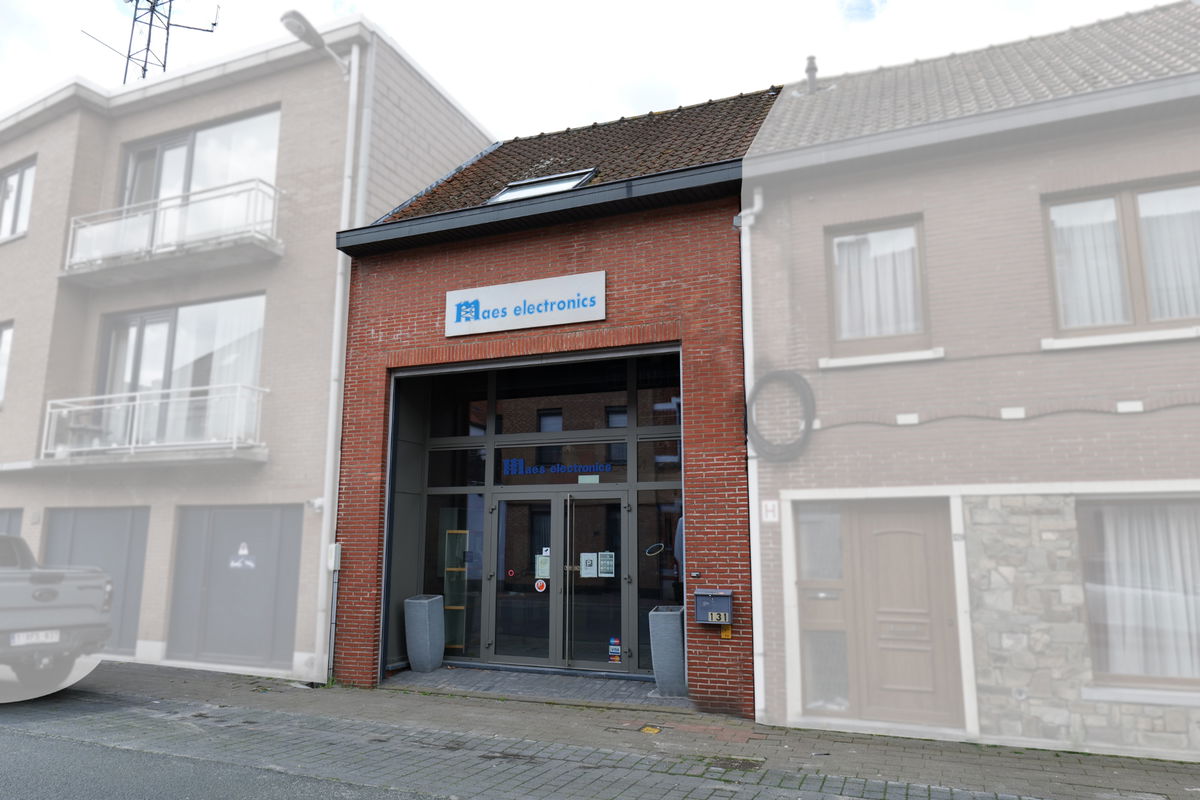 Bureau à vendre à Saint-Nicolas 9100 139000.00€ chambres 134.00m² - annonce 281291