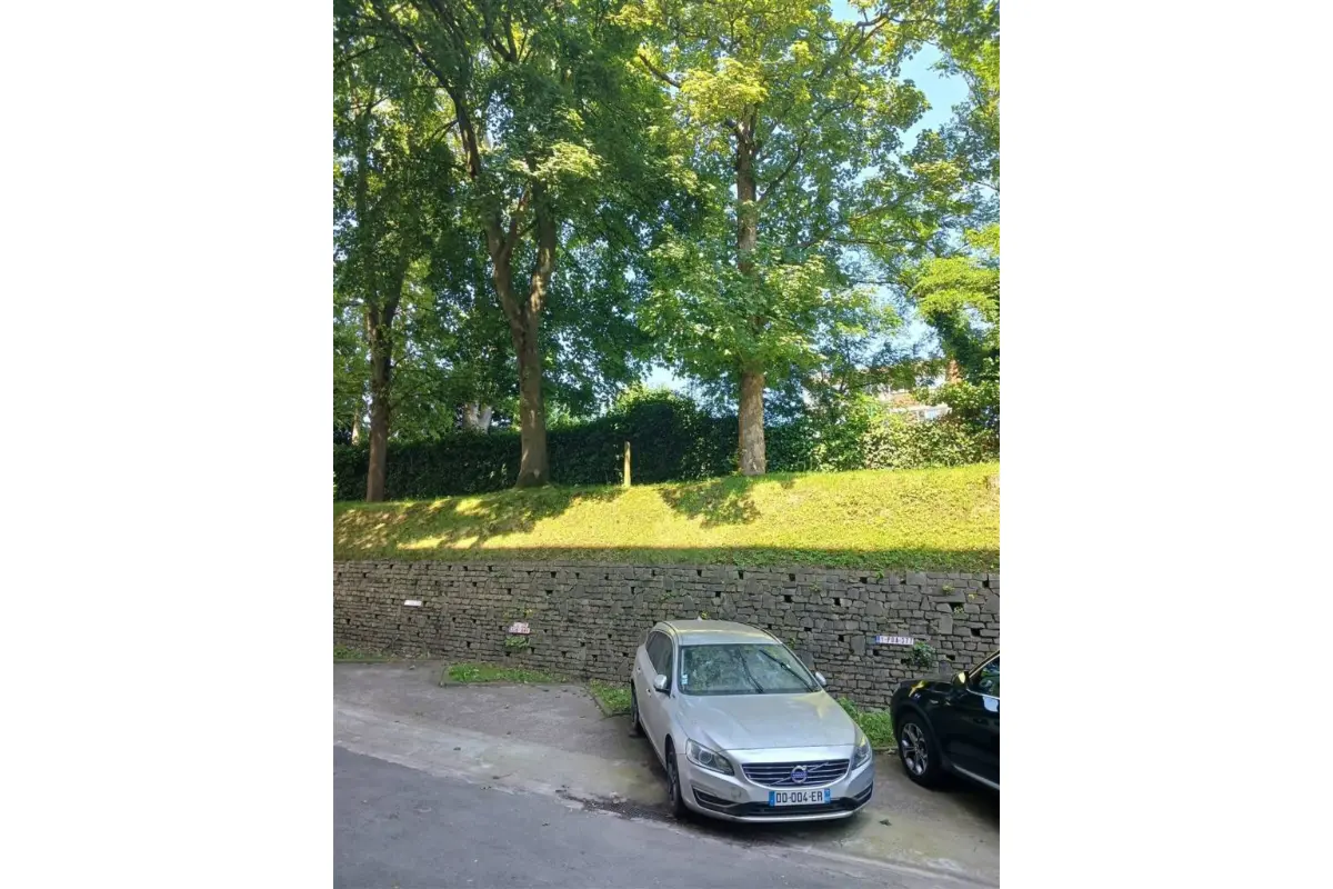 Parking & garage te  koop in Ukkel 1180 18000.00€  slaapkamers m² - Zoekertje 145488