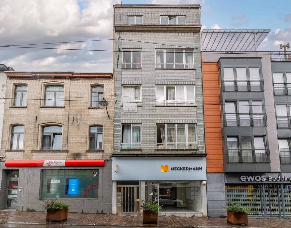 Immeuble de rapport - Immeuble à appartement à vendre à Uccle 1180 1385000.00€ 7 chambres 501.00m² - annonce 167229