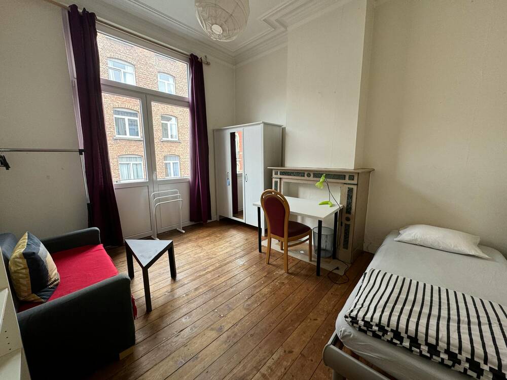 Appartement te  huur in Elsene 1050 590.00€ 1 slaapkamers m² - Zoekertje 171817