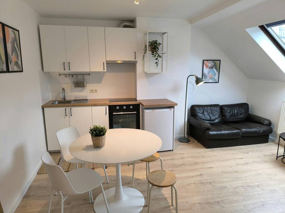 Appartement te  huur in Schaarbeek 1030 850.00€ 0 slaapkamers 25.00m² - Zoekertje 695633