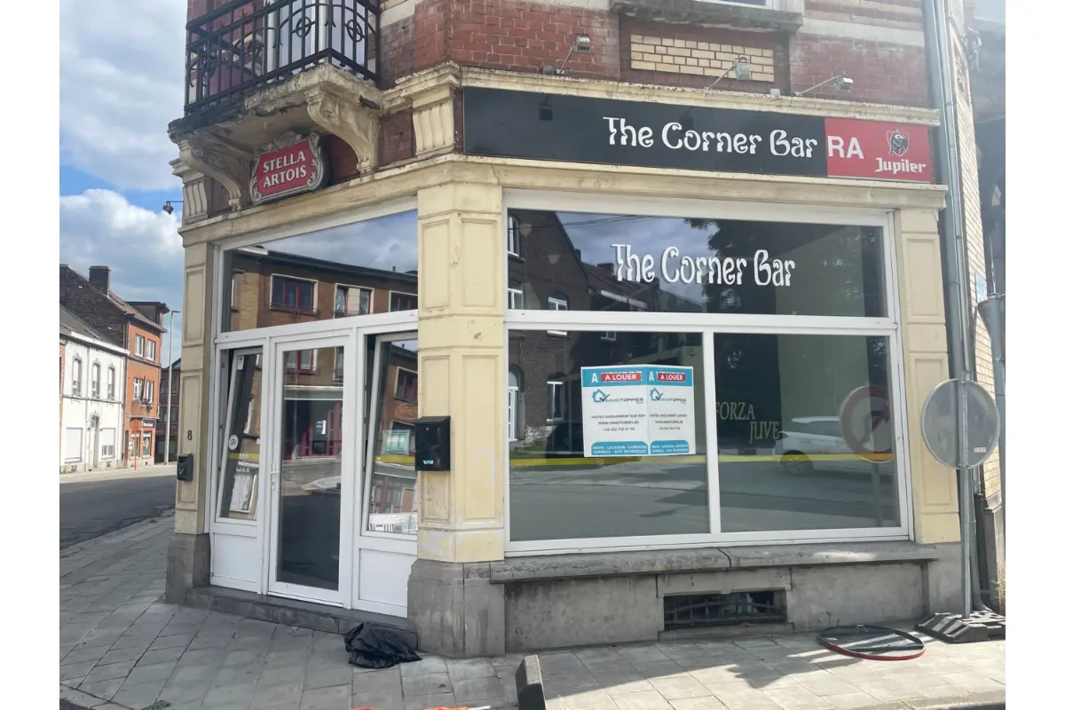 Handelszaak te  in Montignies-sur-Sambre 6061 900.00€  slaapkamers m² - Zoekertje 190552