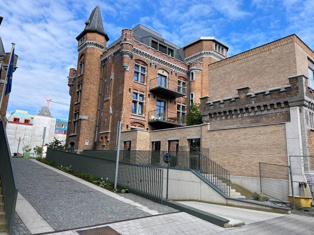 Immeuble de rapport - Immeuble à appartement à louer à Gand 9000 180.00€ chambres m² - annonce 197834