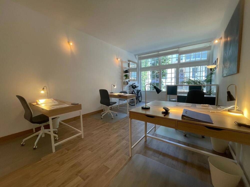 Commerce à à Uccle 1180 329.00€ chambres 55.00m² - annonce 228129
