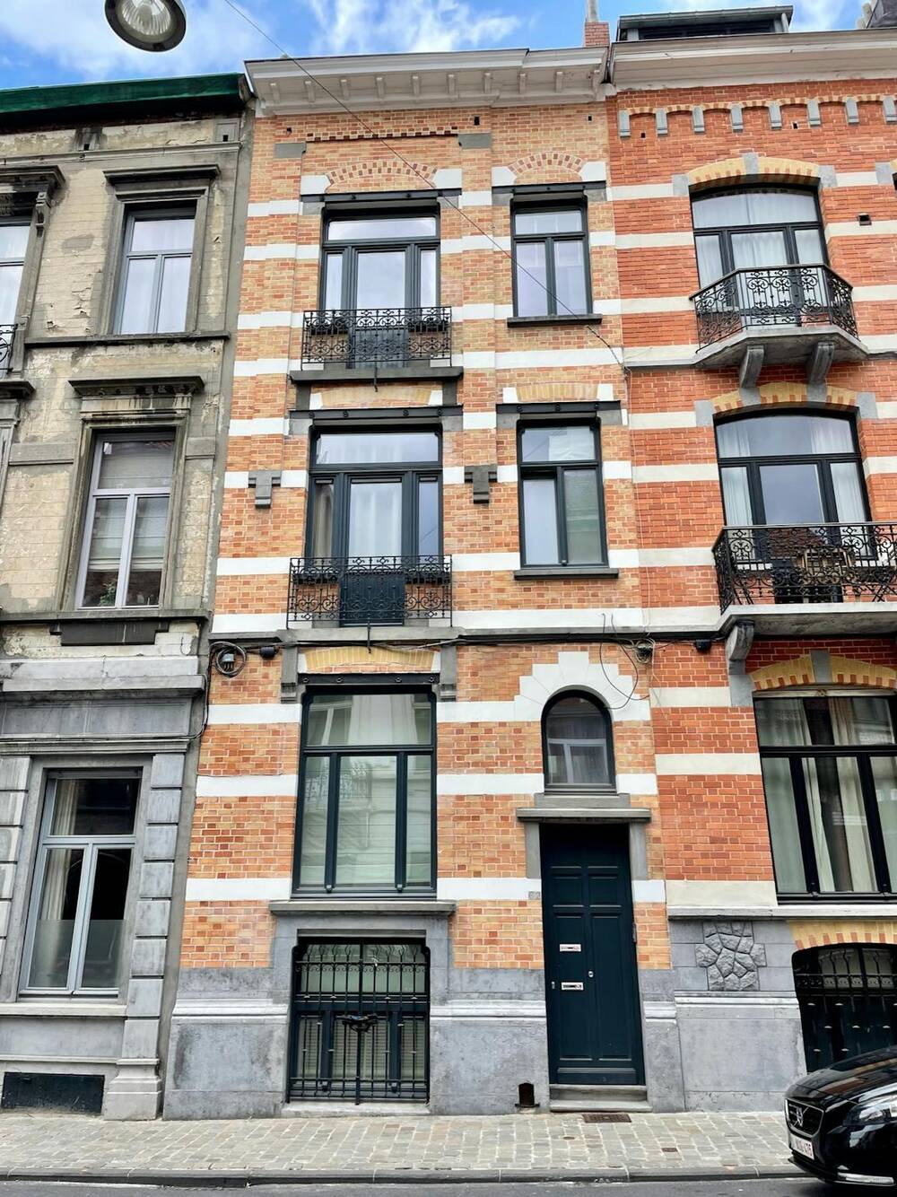 Maison à louer à Schaerbeek 1030 3500.00€  chambres m² - annonce 230200