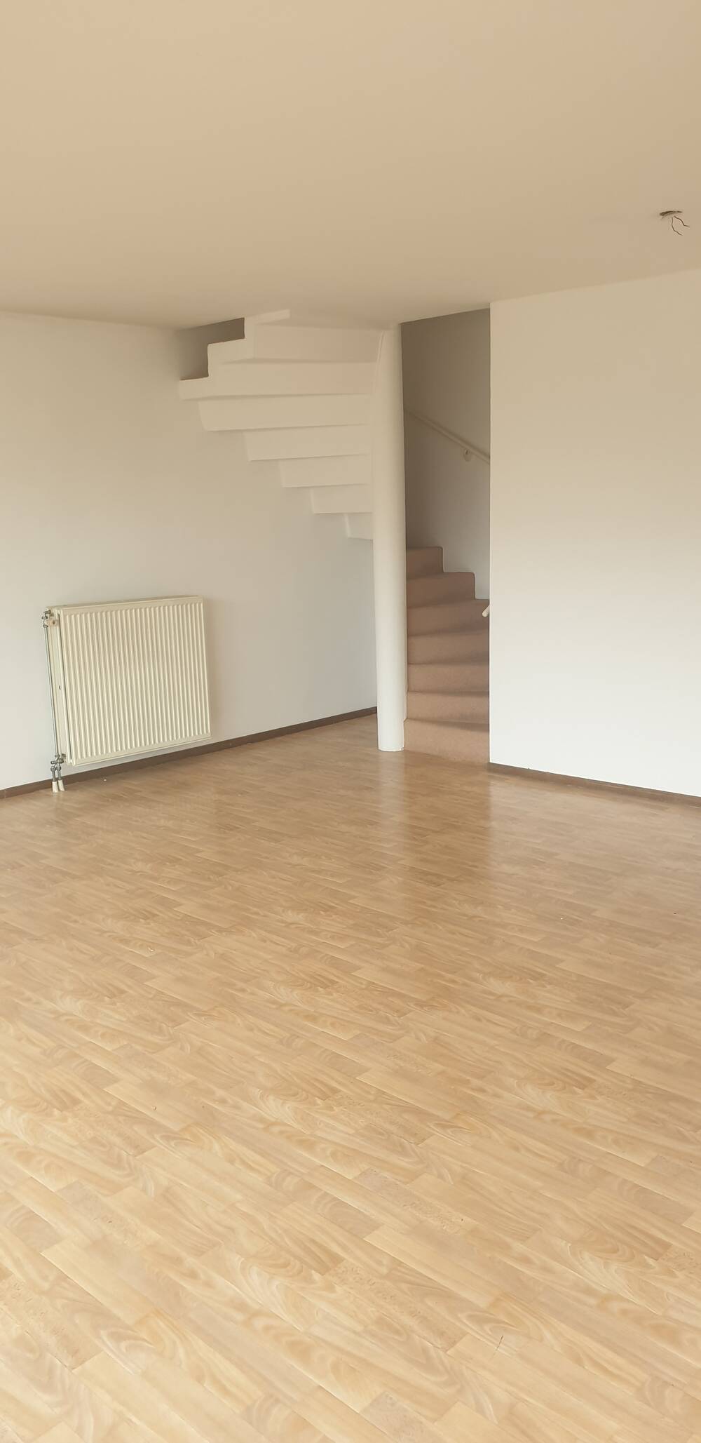 Duplex te  koop in Sint-Jans-Molenbeek 1080 245000.00€ 3 slaapkamers 100.00m² - Zoekertje 230015