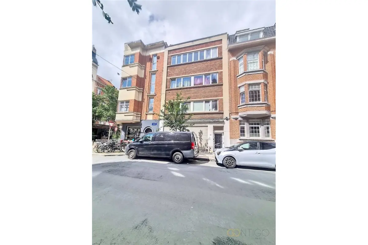 Commerce à vendre à Saint-Gilles 1060 210000.00€  chambres 66.00m² - annonce 234076