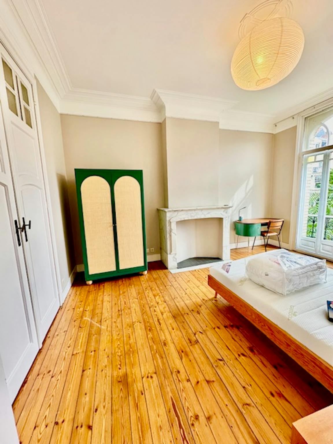 Appartement te  huur in Ukkel 1180 650.00€ 1 slaapkamers 500.00m² - Zoekertje 246524