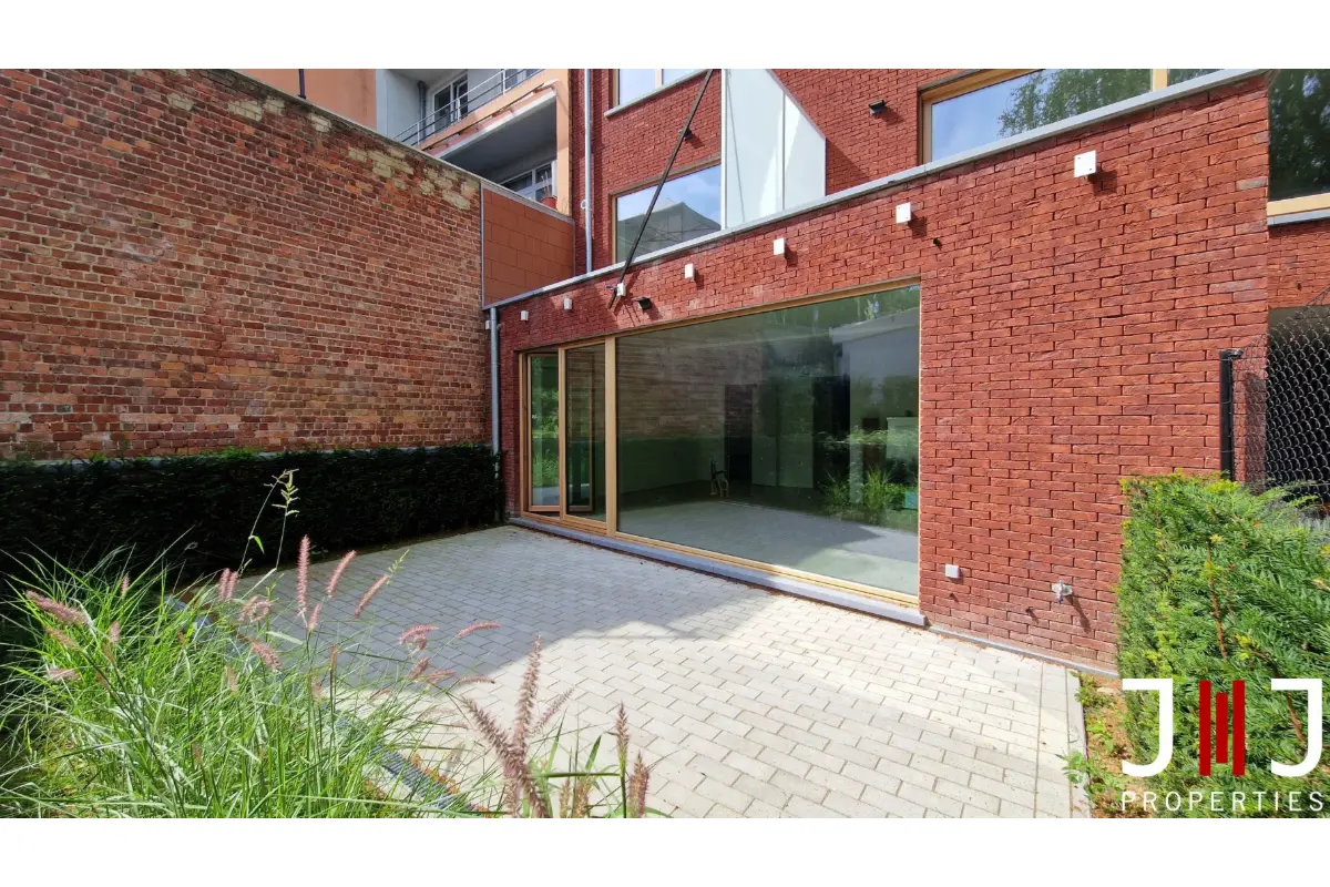 Benedenverdieping te  koop in Anderlecht 1070 320000.00€ 2 slaapkamers 93.00m² - Zoekertje 257470