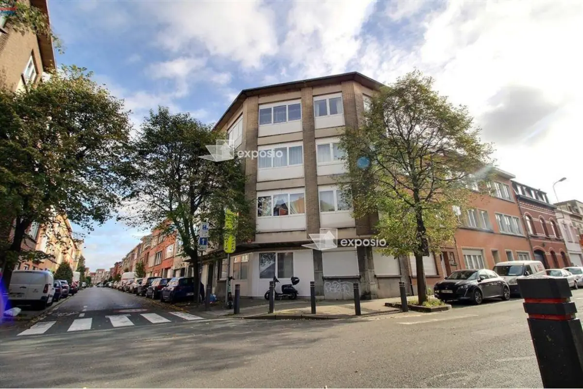 Handelszaak te  koop in Evere 1140 250000.00€ 1 slaapkamers 80.00m² - Zoekertje 259195