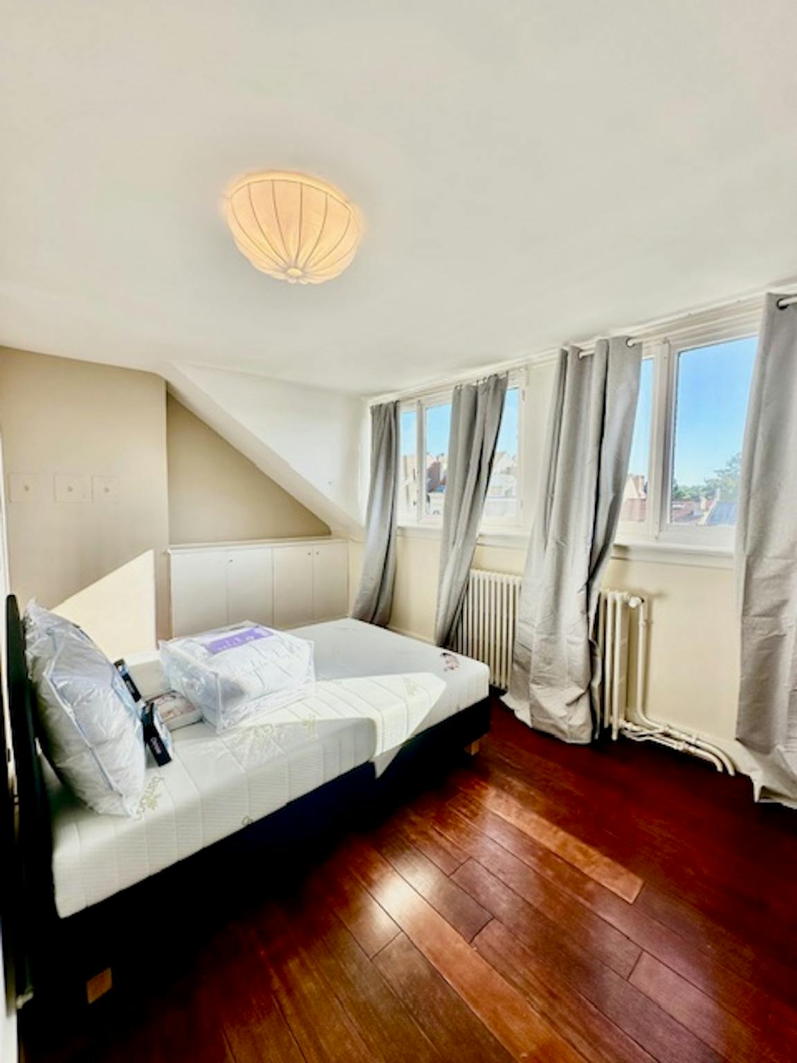 Appartement te  huur in Ukkel 1180 650.00€ 1 slaapkamers 500.00m² - Zoekertje 265792