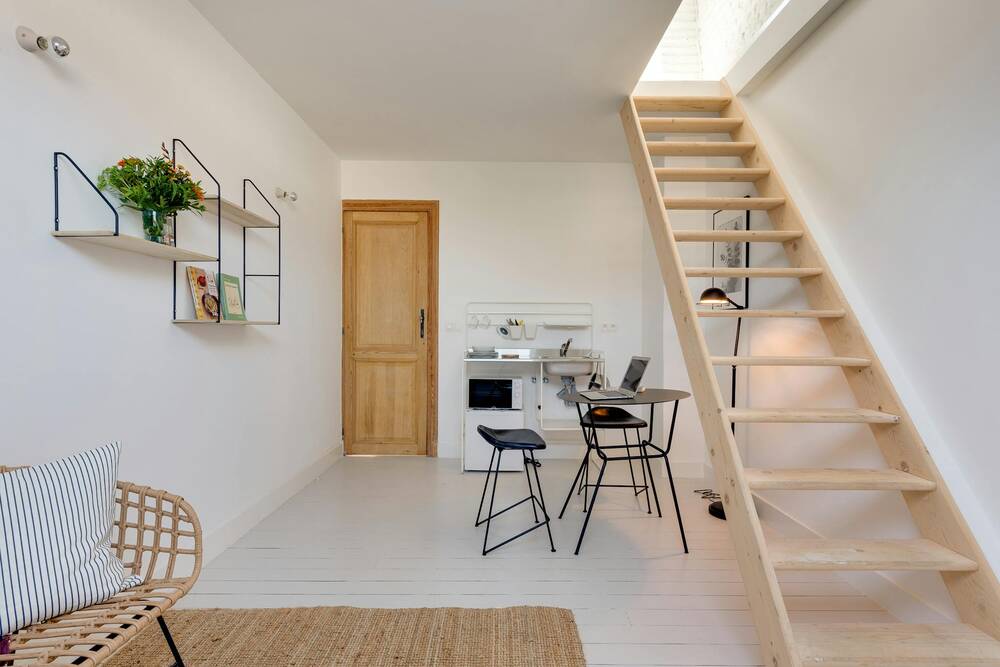 Appartement te  huur in Vorst 1190 900.00€ 1 slaapkamers 350.00m² - Zoekertje 267586
