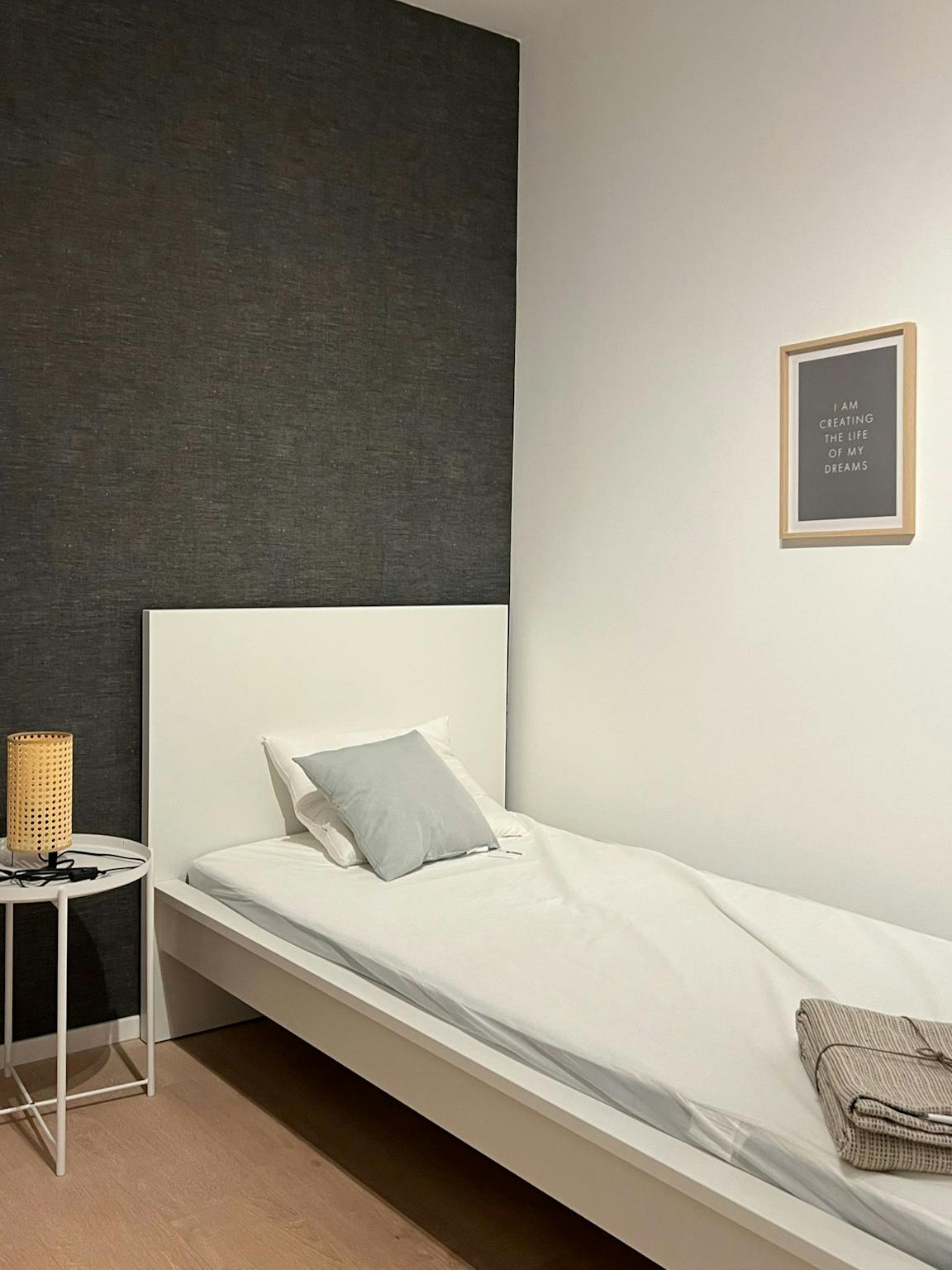 Appartement te  huur in Sint-Joost-ten-Node 1210 665.00€ 1 slaapkamers 200.00m² - Zoekertje 624709